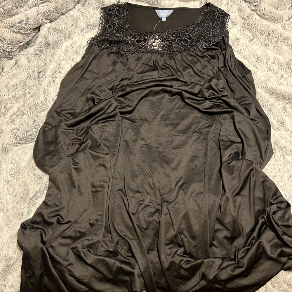 Dream Rest full length sleeveless nightgown